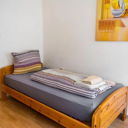 70 M² Innenstadt Monteurwohnung Max. 5 Personen *